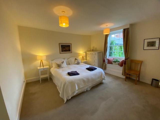 Stunning 3 Bedroom 3 Bath Self Catering Cottage Nr Stonehenge, Longleat, Avebury And Bath - Great Local Village Pub Pewsey Exterior foto